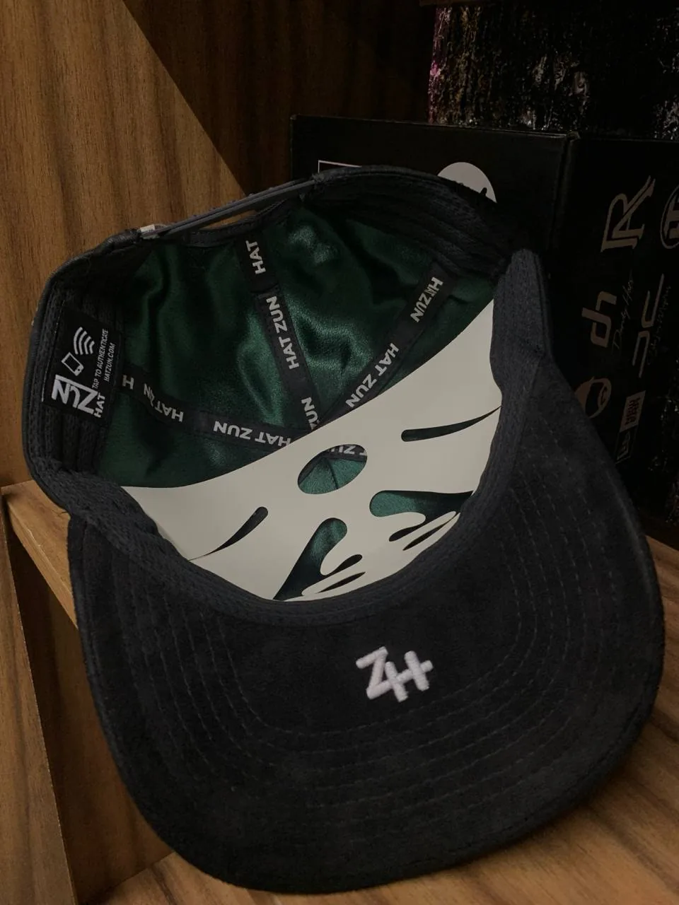 HAT ZUN